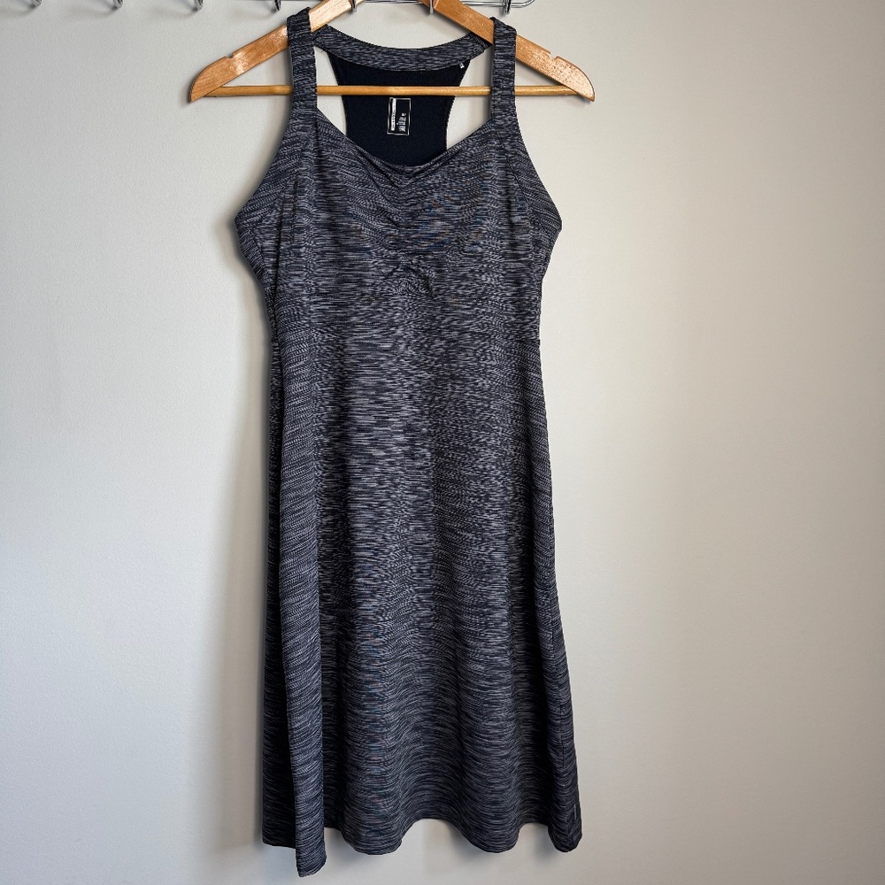 Mondetta Women's Performance Athletic Tank Top Dress Gray/Black Small Activewear